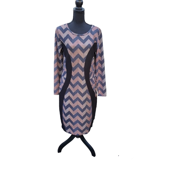 LuLaRoe Black + Rose Gold Chevron Debbie Style Dress - Picture 1 of 8